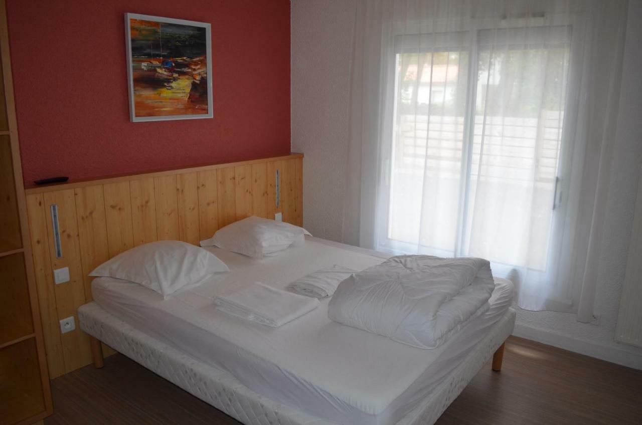 Les Quatre Vents Hotel L'Epine  Екстериор снимка
